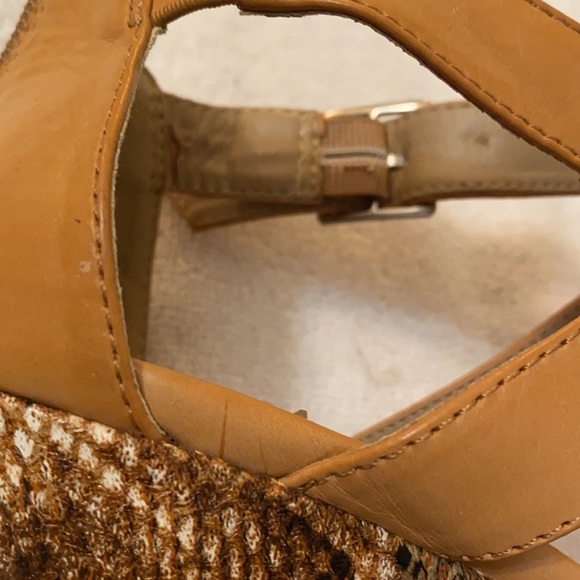 Kenneth Cole Genuine Leather wedges - Picture 7 of 13